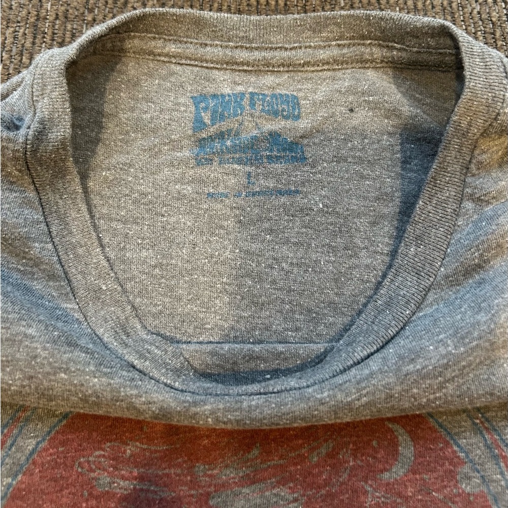 Pink Floyd Tee - Picture 3 of 5